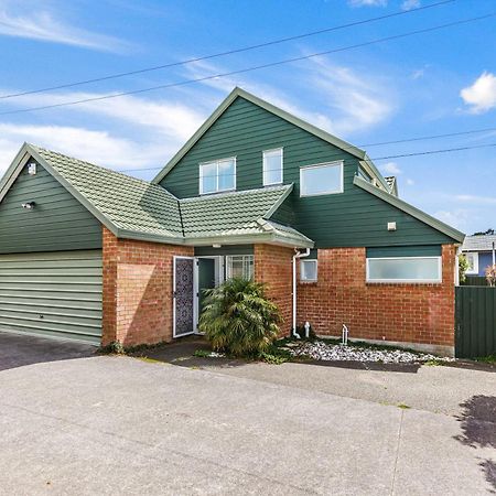 Private And Sunny 3-Bedroom Home With Parking 奥克兰 外观 照片