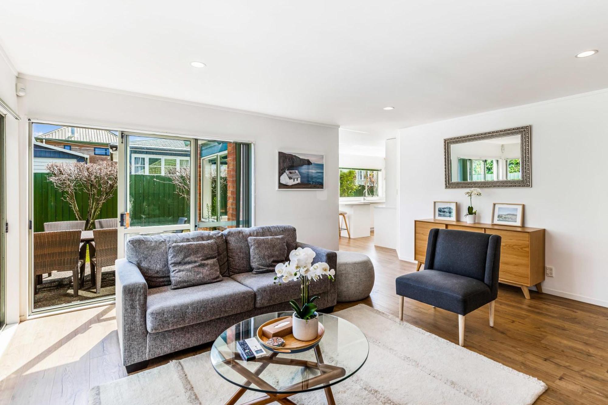 Private And Sunny 3-Bedroom Home With Parking 奥克兰 外观 照片