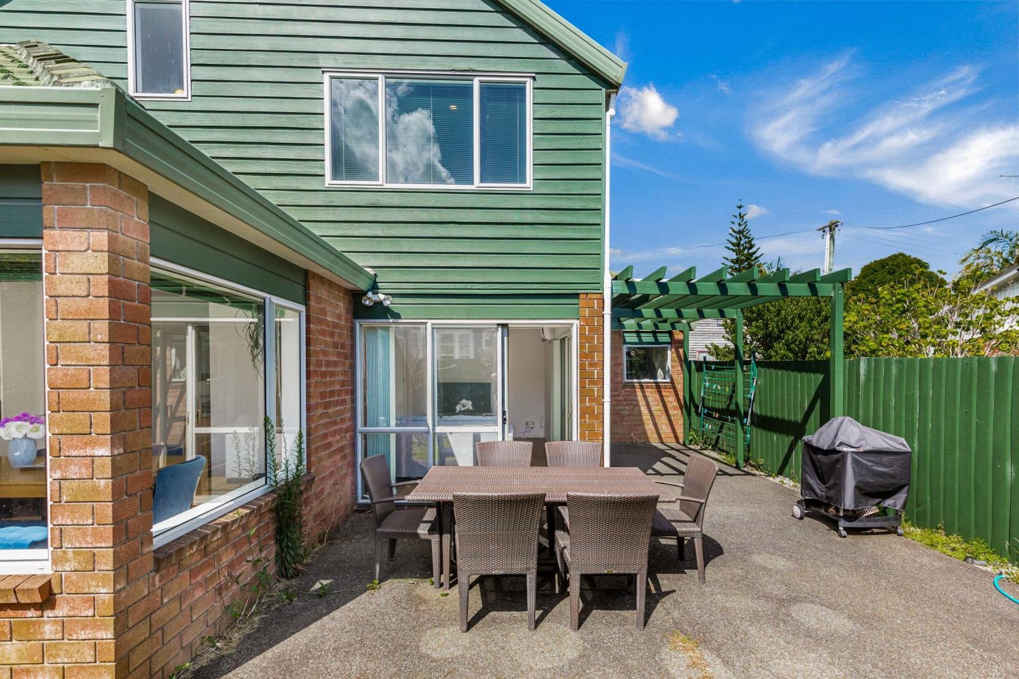 Private And Sunny 3-Bedroom Home With Parking 奥克兰 外观 照片