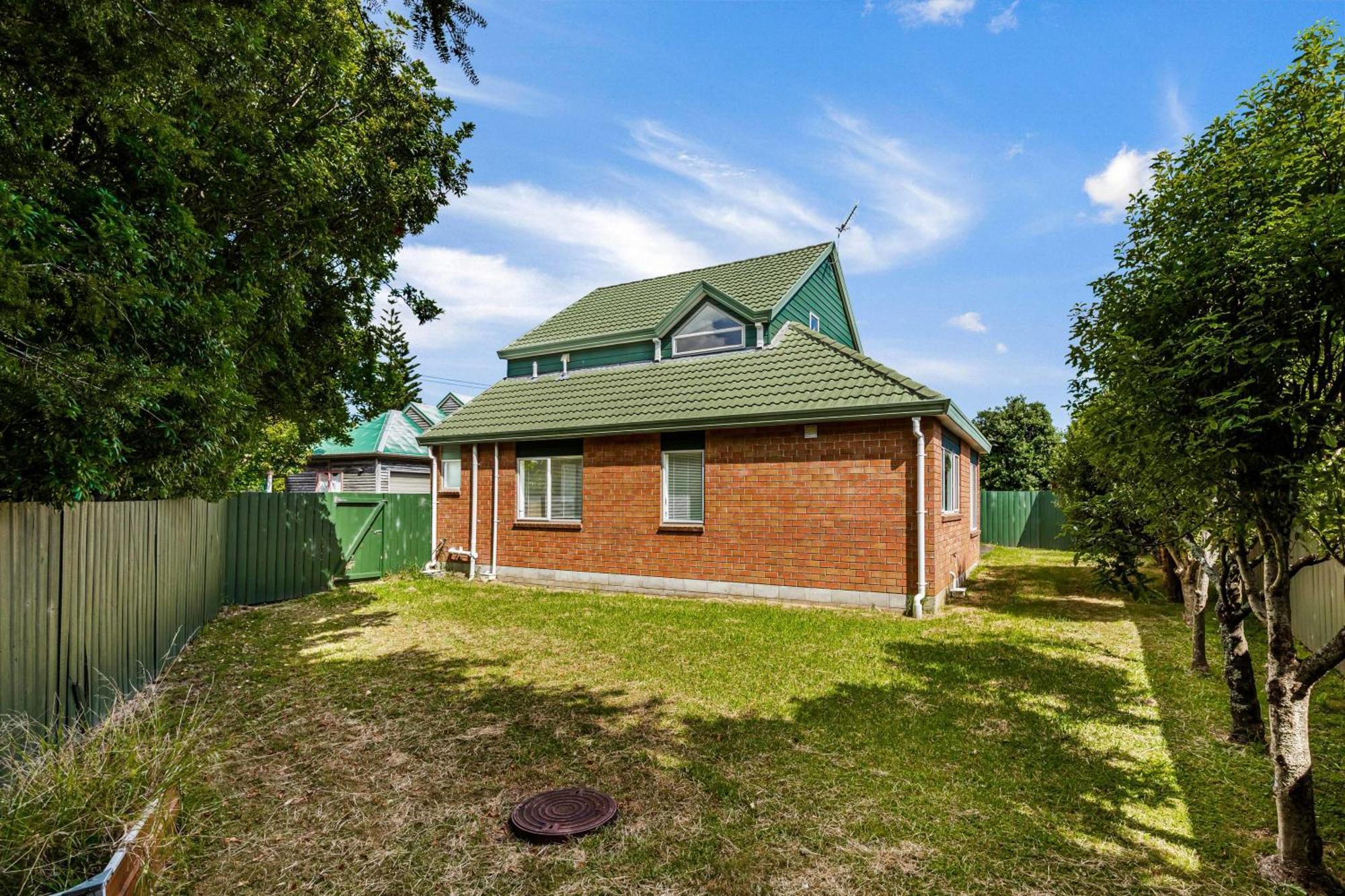 Private And Sunny 3-Bedroom Home With Parking 奥克兰 外观 照片